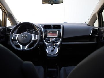 Toyota Verso-S